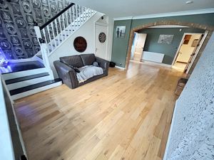 Sitting room- click for photo gallery